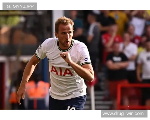 英格兰锋线核心凯恩的战术价值与比赛影响力深度剖析 英格兰锋线核心凯恩的战术价值与比赛影响力深度剖析