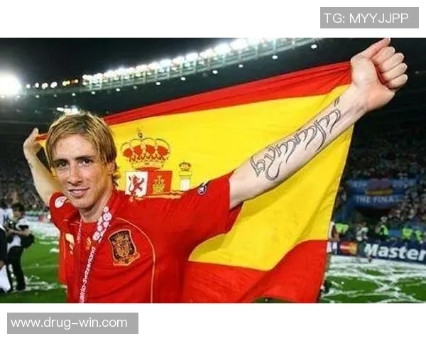 欧美足球明星独特纹身艺术解析与风格展示